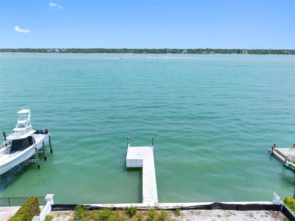 11285 9th Street E Treasure Island FL 33706 - BOCA CIEGA BAY TB8383221 image19