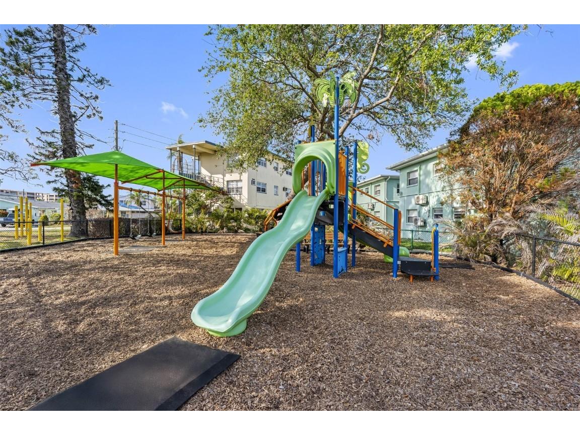 11285 9th Street E Treasure Island FL 33706 - BOCA CIEGA BAY TB8383221 image26