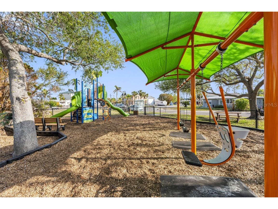 11285 9th Street E Treasure Island FL 33706 - BOCA CIEGA BAY TB8383221 image27