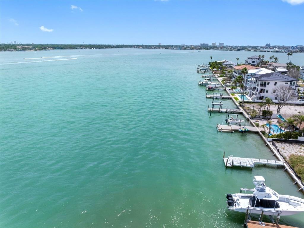 11285 9th Street E Treasure Island FL 33706 - BOCA CIEGA BAY TB8383221 image3