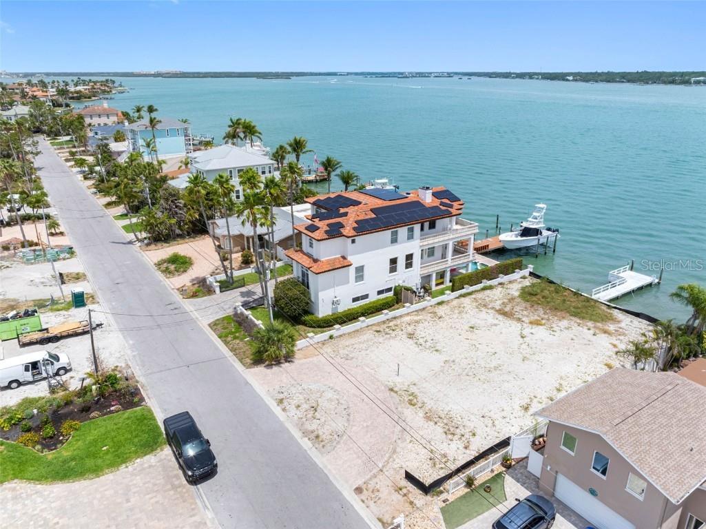 11285 9th Street E Treasure Island FL 33706 - BOCA CIEGA BAY TB8383221 image4