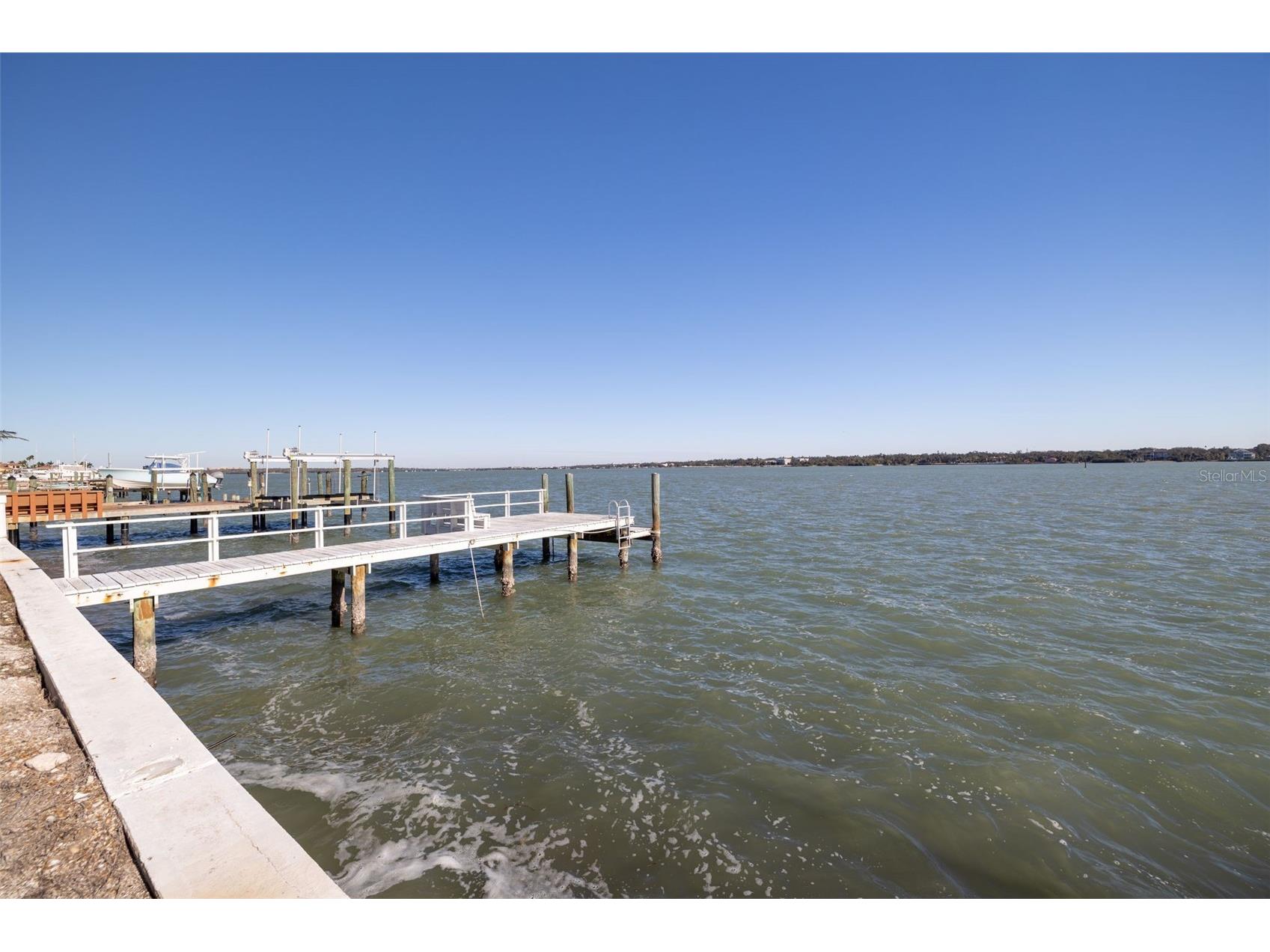 11285 9th Street E Treasure Island FL 33706 - BOCA CIEGA BAY TB8470040 image16