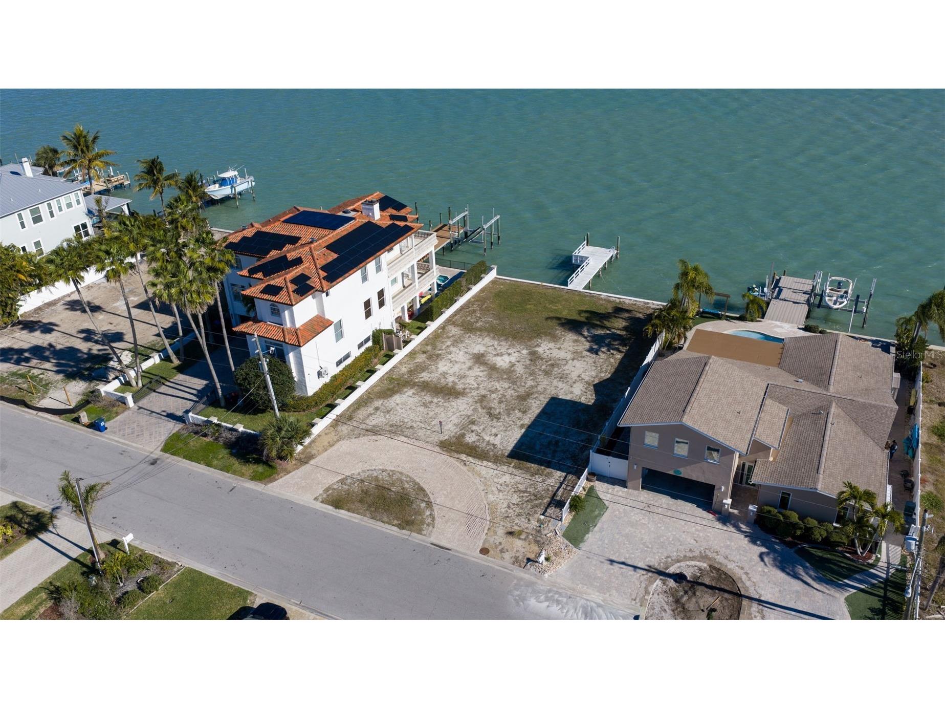 11285 9th Street E Treasure Island FL 33706 - BOCA CIEGA BAY TB8470040 image2