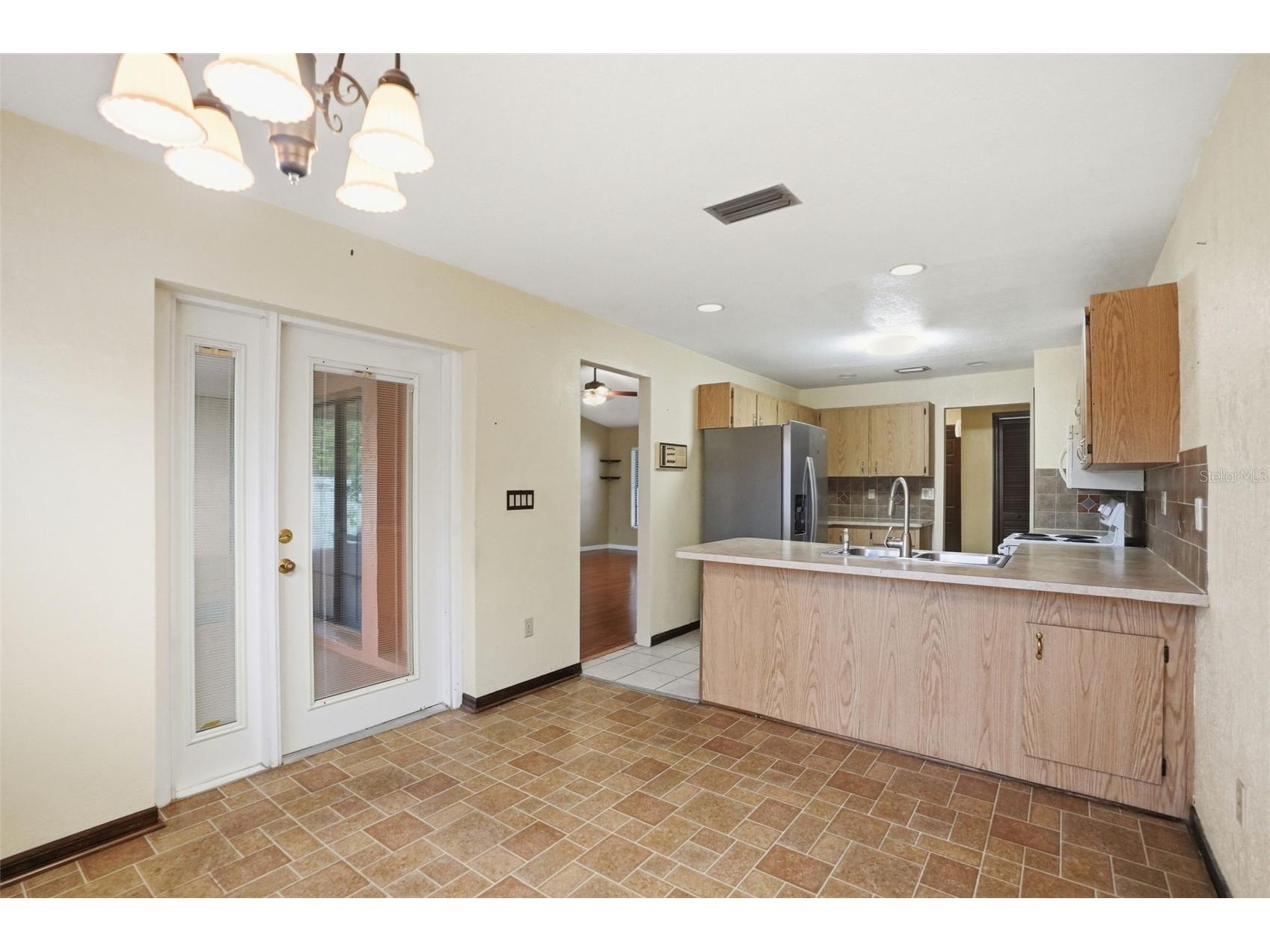 11286 Roland Street Spring Hill FL 34609 W7885763 image10