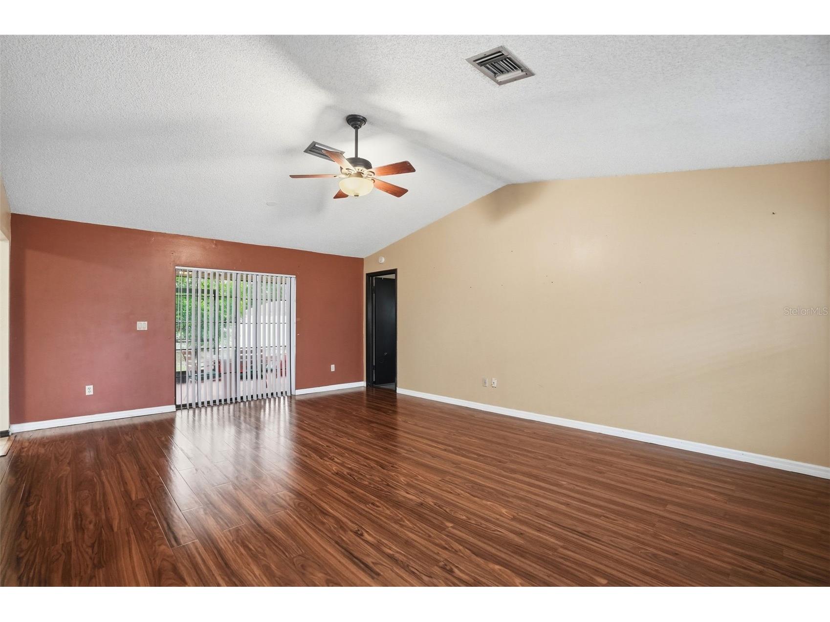 11286 Roland Street Spring Hill FL 34609 W7885763 image4
