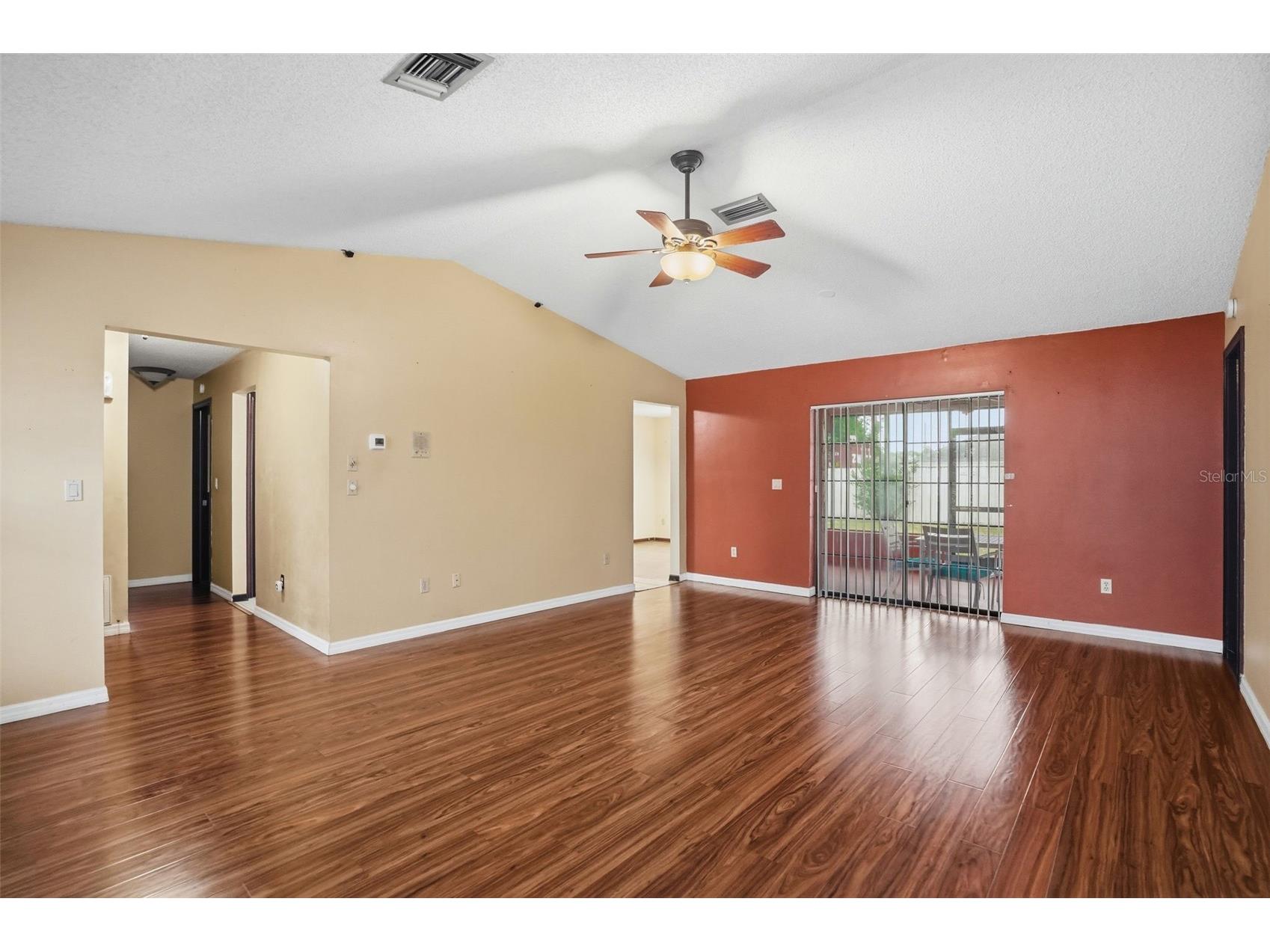 11286 Roland Street Spring Hill FL 34609 W7885763 image7