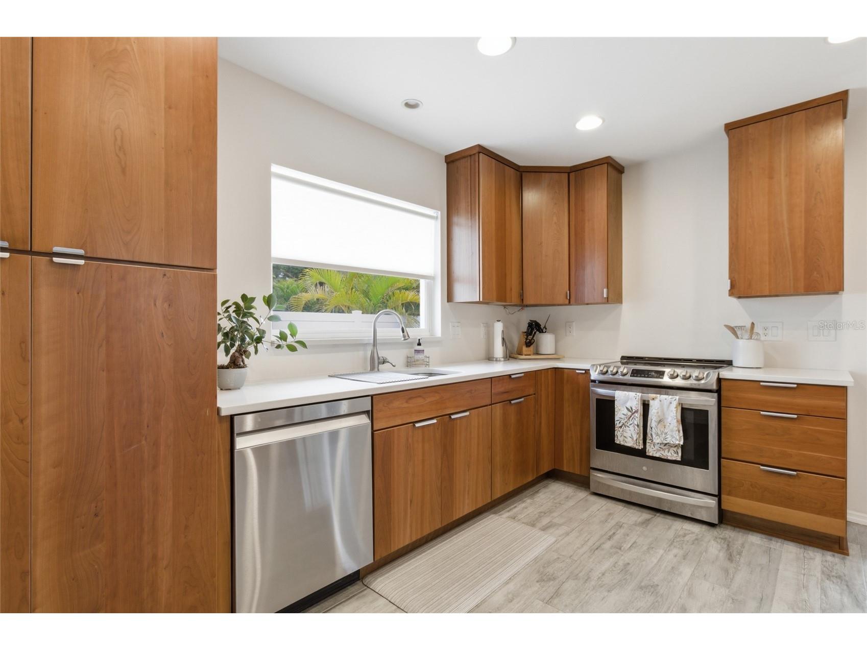 1129 39th Avenue NE Saint Petersburg FL 33703 TB8468900 image20