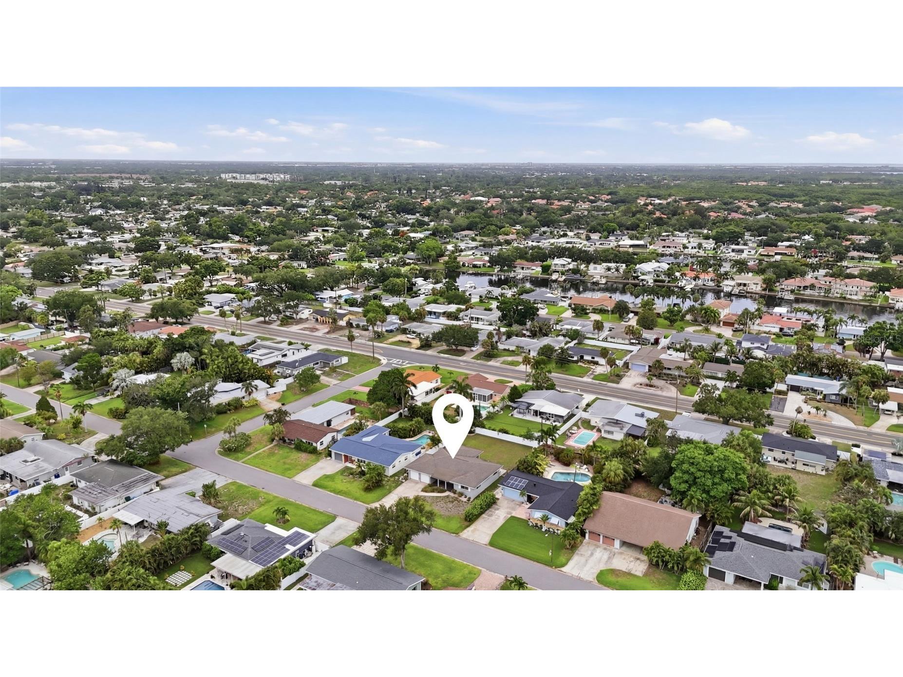 1129 39th Avenue NE Saint Petersburg FL 33703 TB8468900 image46