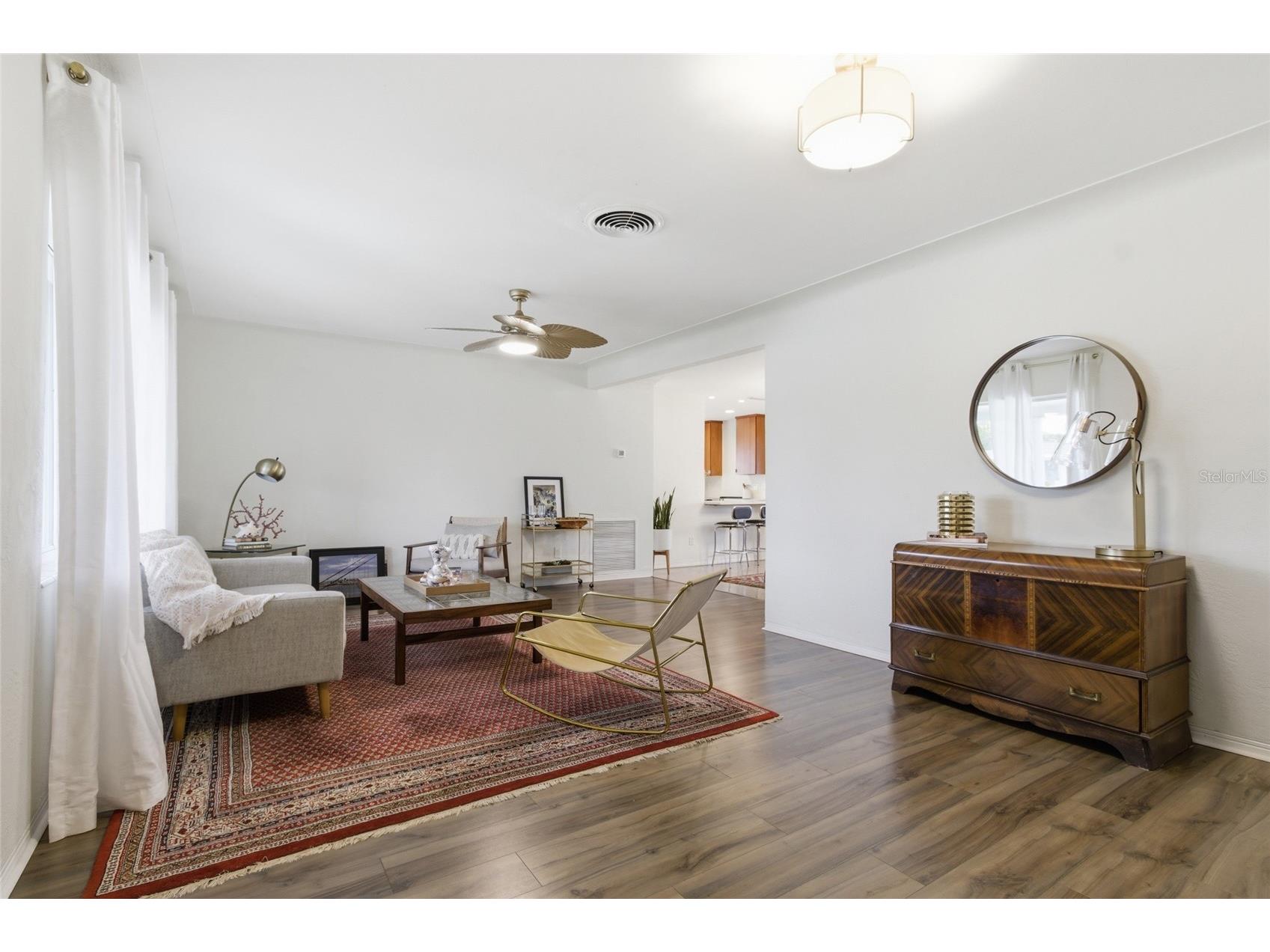 1129 39th Avenue NE Saint Petersburg FL 33703 TB8468900 image7