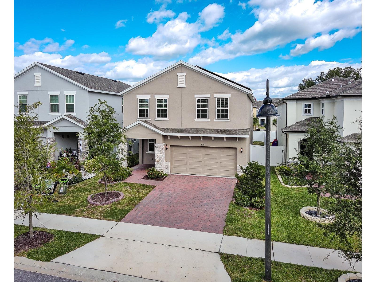 1129 Blue Garden Drive Deland FL 32720 V4945489 image1