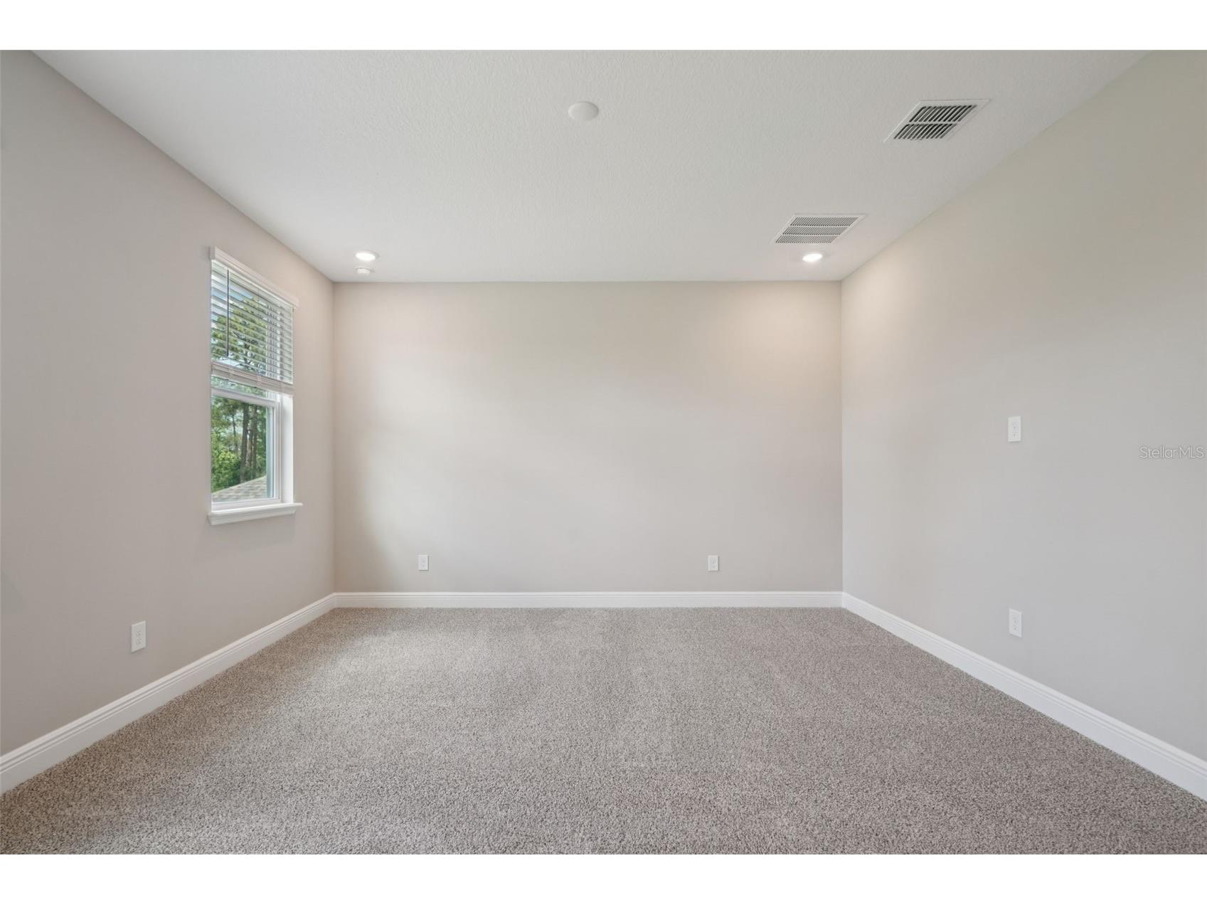 1129 British Circle Daytona Beach FL 32124 TB8479722 image28