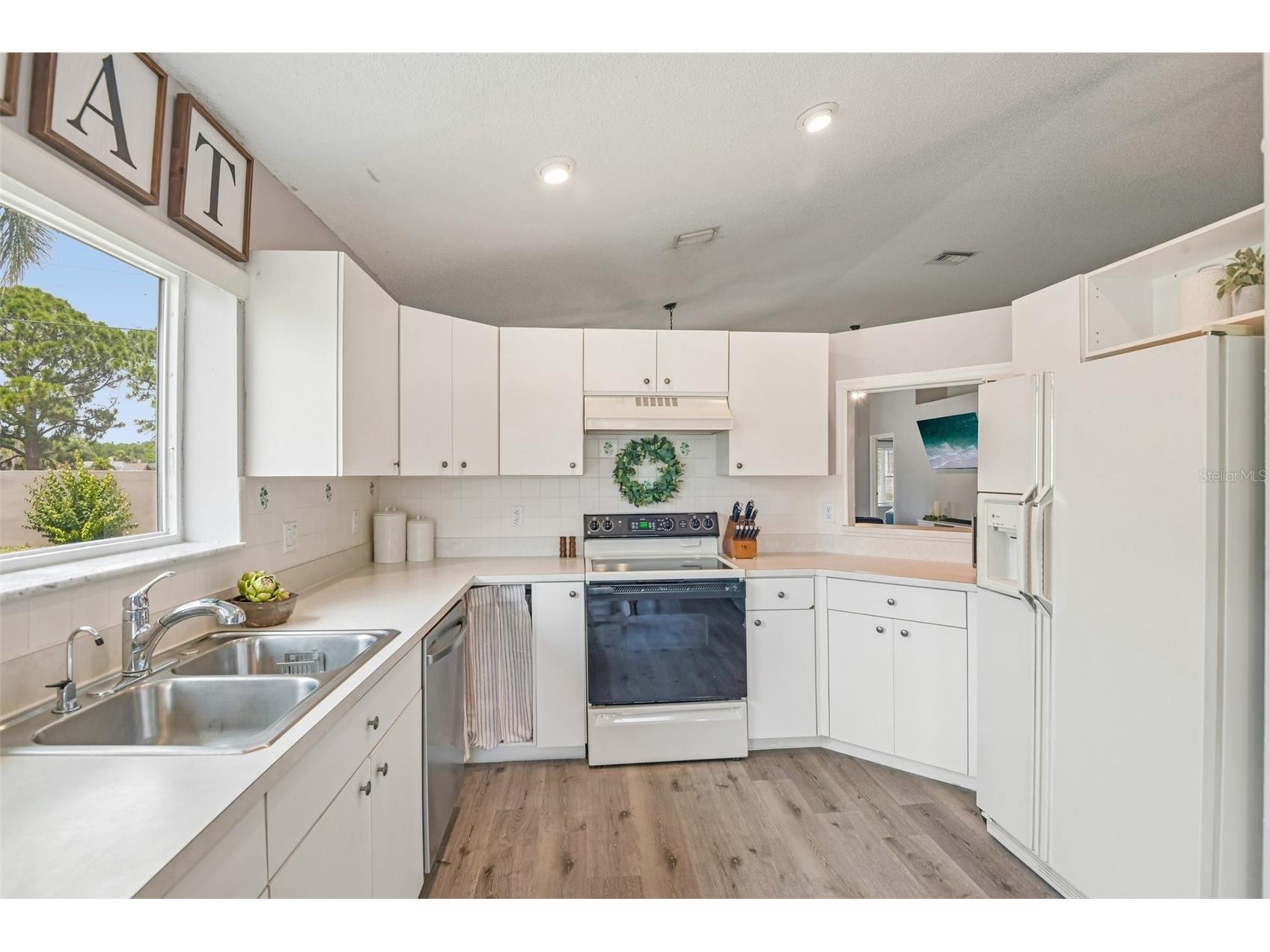 1129 Daleside Lane New Port Richey FL 34655 TB8507838 image13