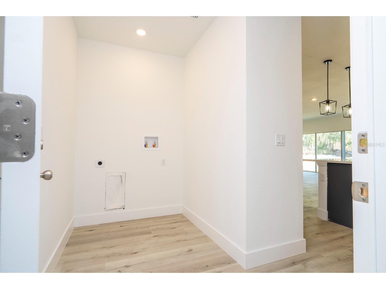 1129 Edinburgh Street North Port FL 34288 O6378516 image17
