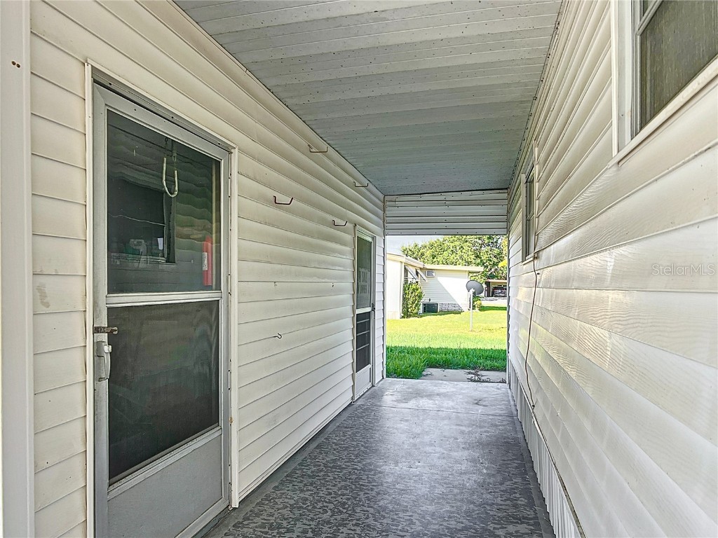 1129 Elkhart Circle Tavares FL 32778 G5093410 image7