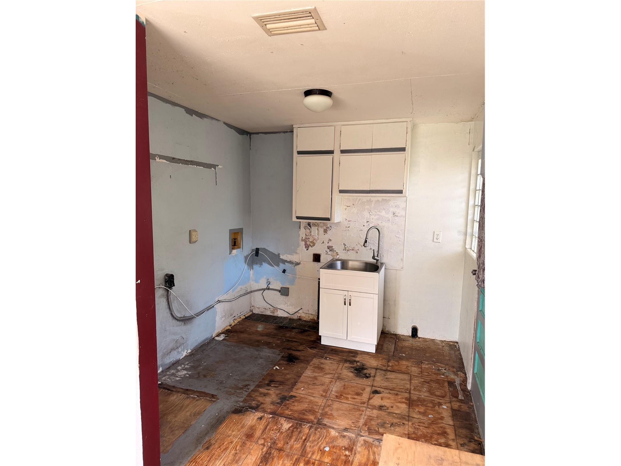 1129 Holly Avenue Daytona Beach FL 32117 O6386401 image10
