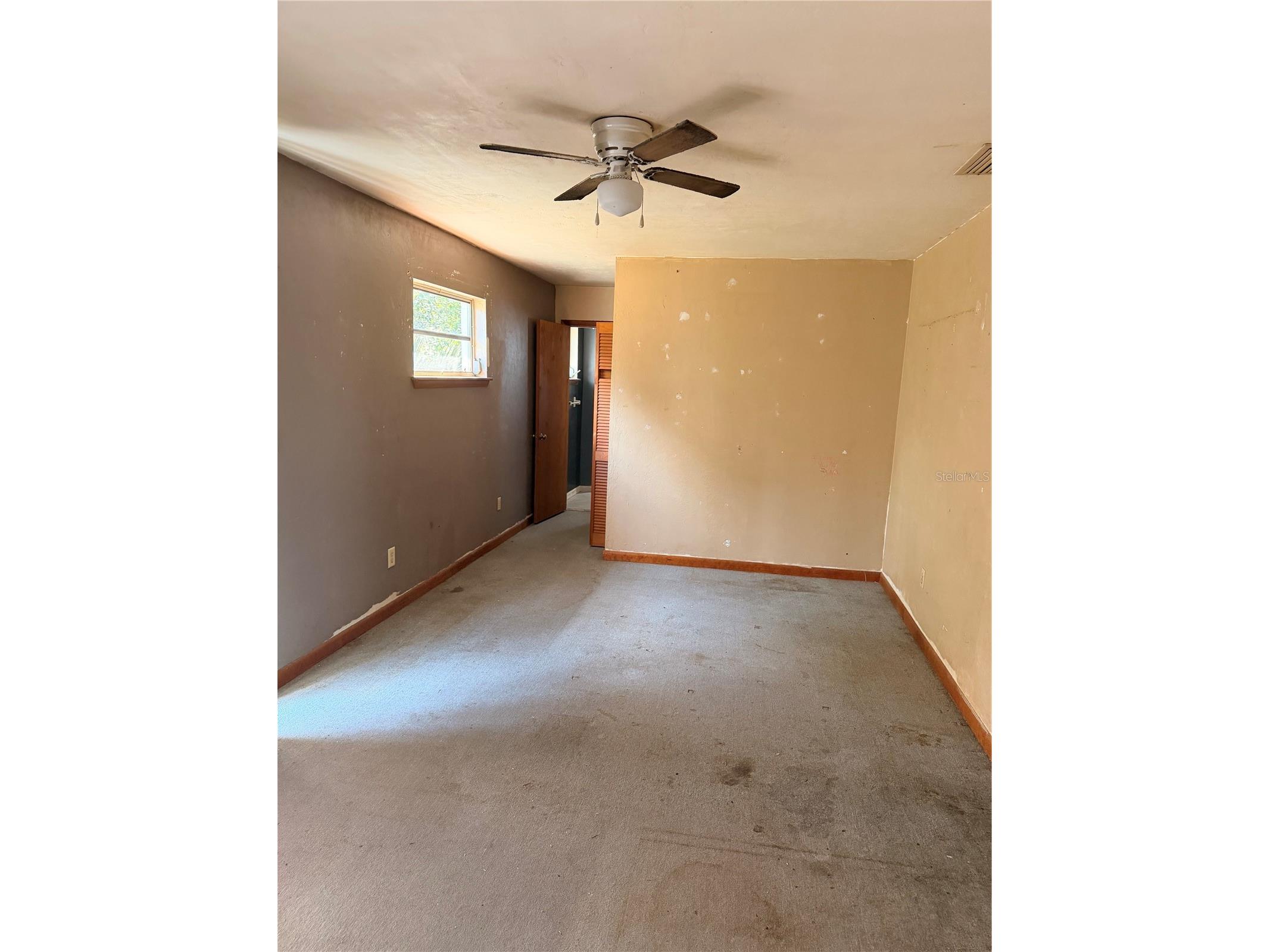 1129 Holly Avenue Daytona Beach FL 32117 O6386401 image8