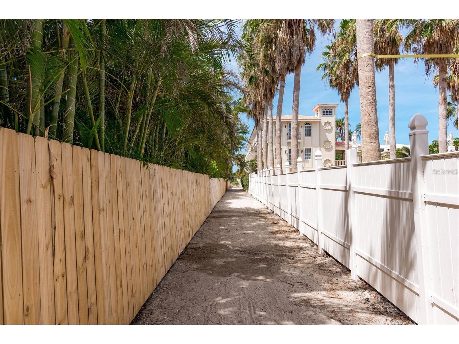 1129 Riviera Street Venice FL 34285 - GULF A4690799 image69