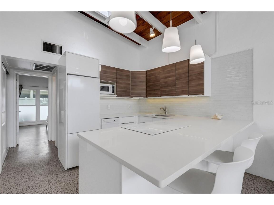 1129 Seaside Drive #7 Sarasota FL 34242 - GULF OF AMERICA A4667455 image11