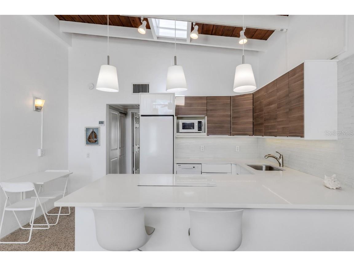 1129 Seaside Drive #7 Sarasota FL 34242 - GULF OF AMERICA A4667455 image13