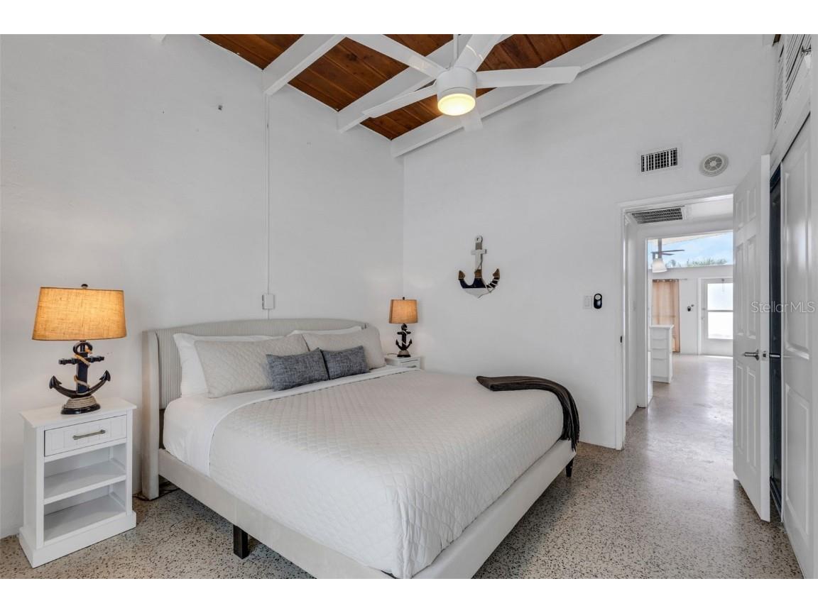 1129 Seaside Drive #7 Sarasota FL 34242 - GULF OF AMERICA A4667455 image24