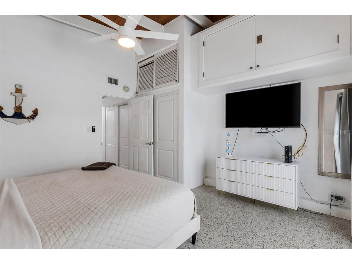 1129 Seaside Drive #7 Sarasota FL 34242 - GULF OF AMERICA A4667455 image25