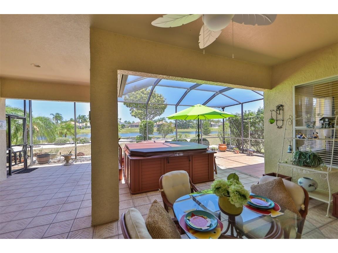 1129 Signature Drive Sun City Center FL 33573 T3443080 image1