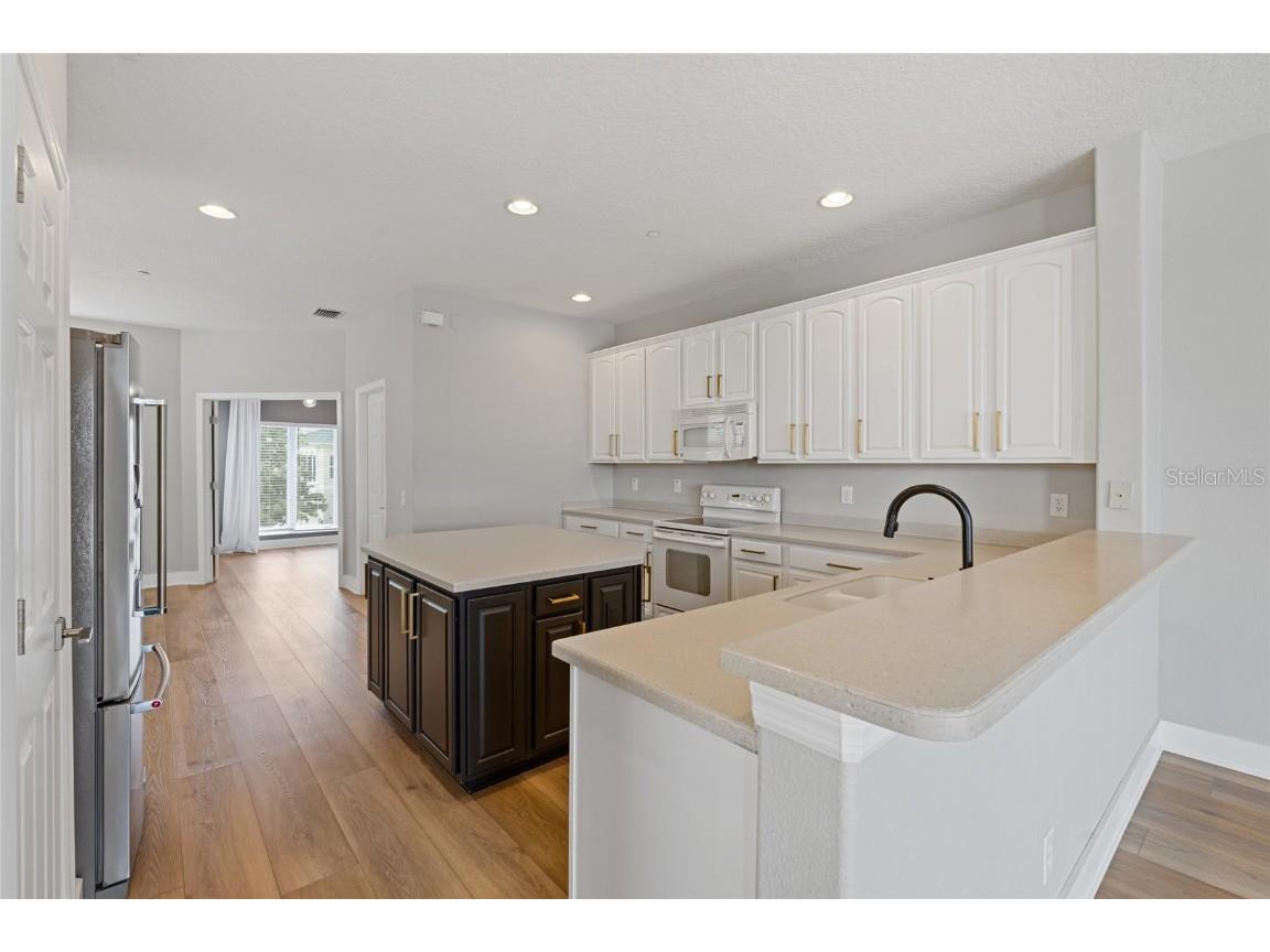 1129 Venetian Harbor Drive NE Saint Petersburg FL 33702 TB8426411 image10