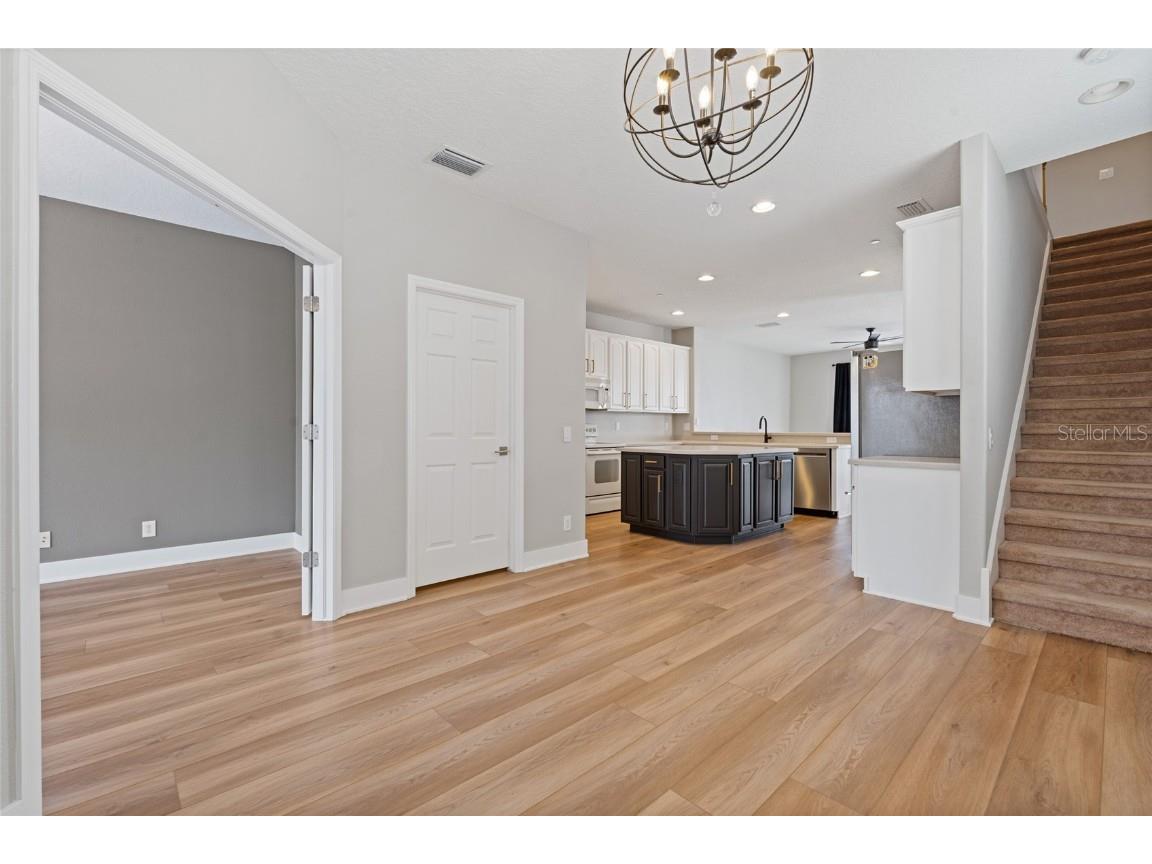 1129 Venetian Harbor Drive NE Saint Petersburg FL 33702 TB8426411 image19