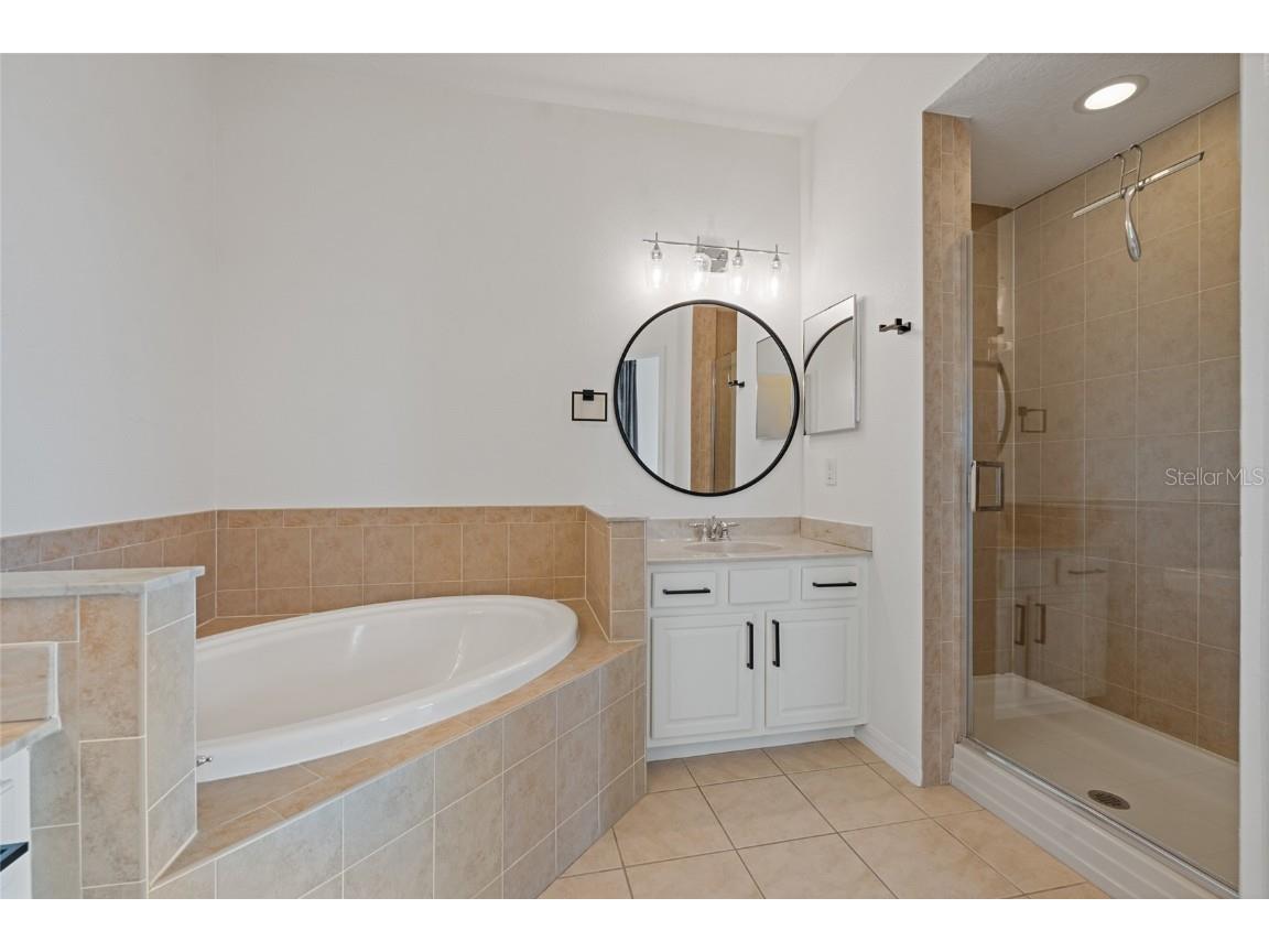 1129 Venetian Harbor Drive NE Saint Petersburg FL 33702 TB8426411 image31