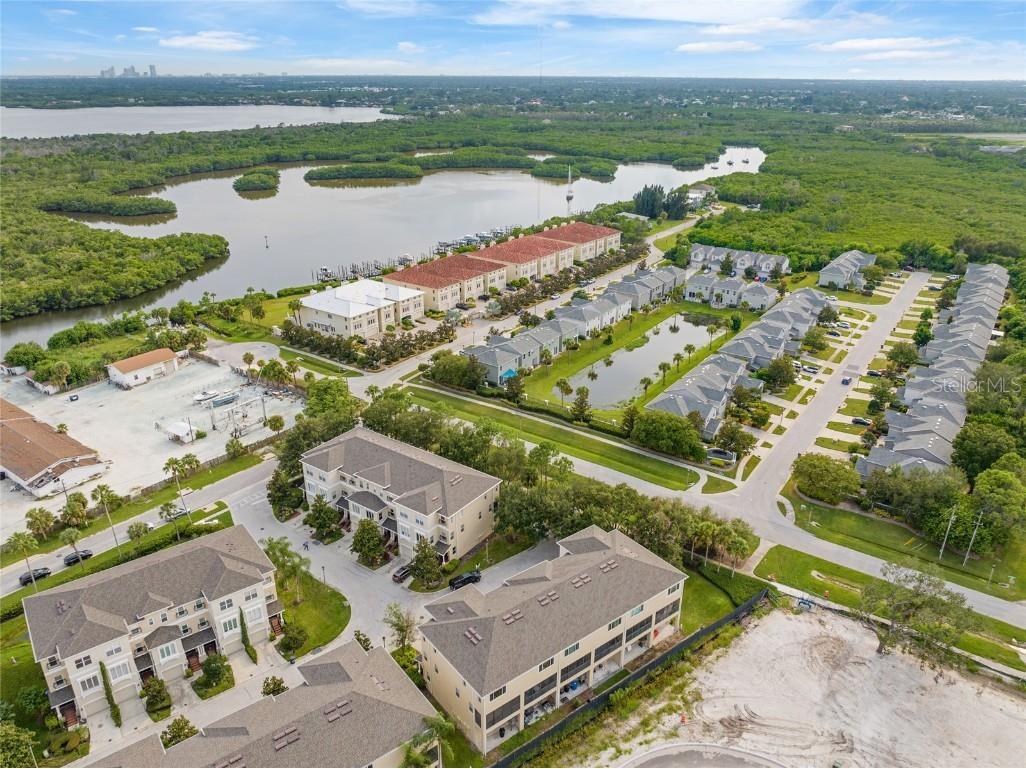 1129 Venetian Harbor Drive NE Saint Petersburg FL 33702 TB8426411 image53