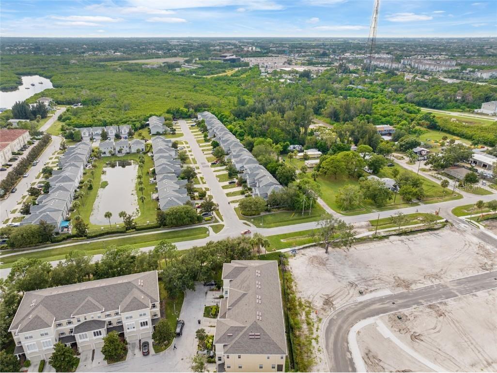 1129 Venetian Harbor Drive NE Saint Petersburg FL 33702 TB8426411 image54