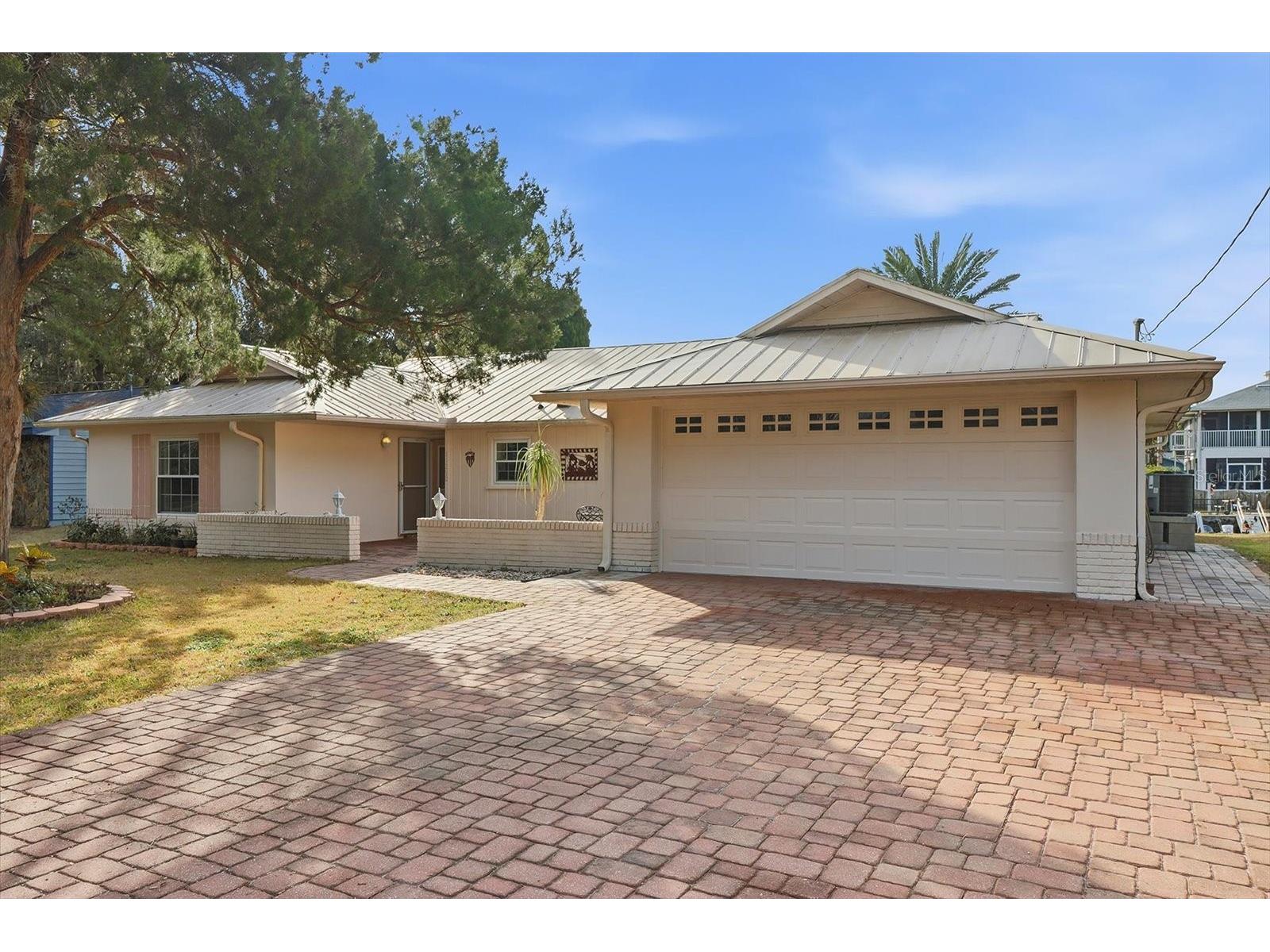 11290 W Amerindian Court Crystal River FL 34429 TB8472027 image1