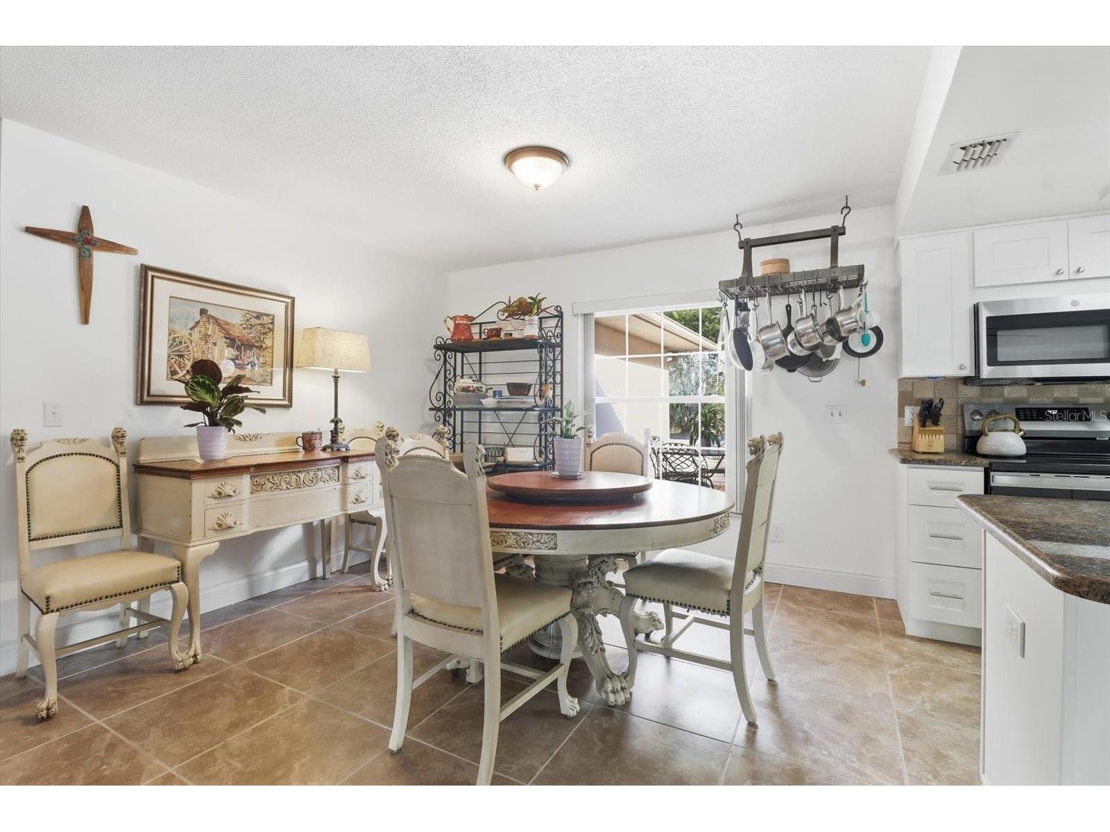 11290 W Amerindian Court Crystal River FL 34429 TB8472027 image11