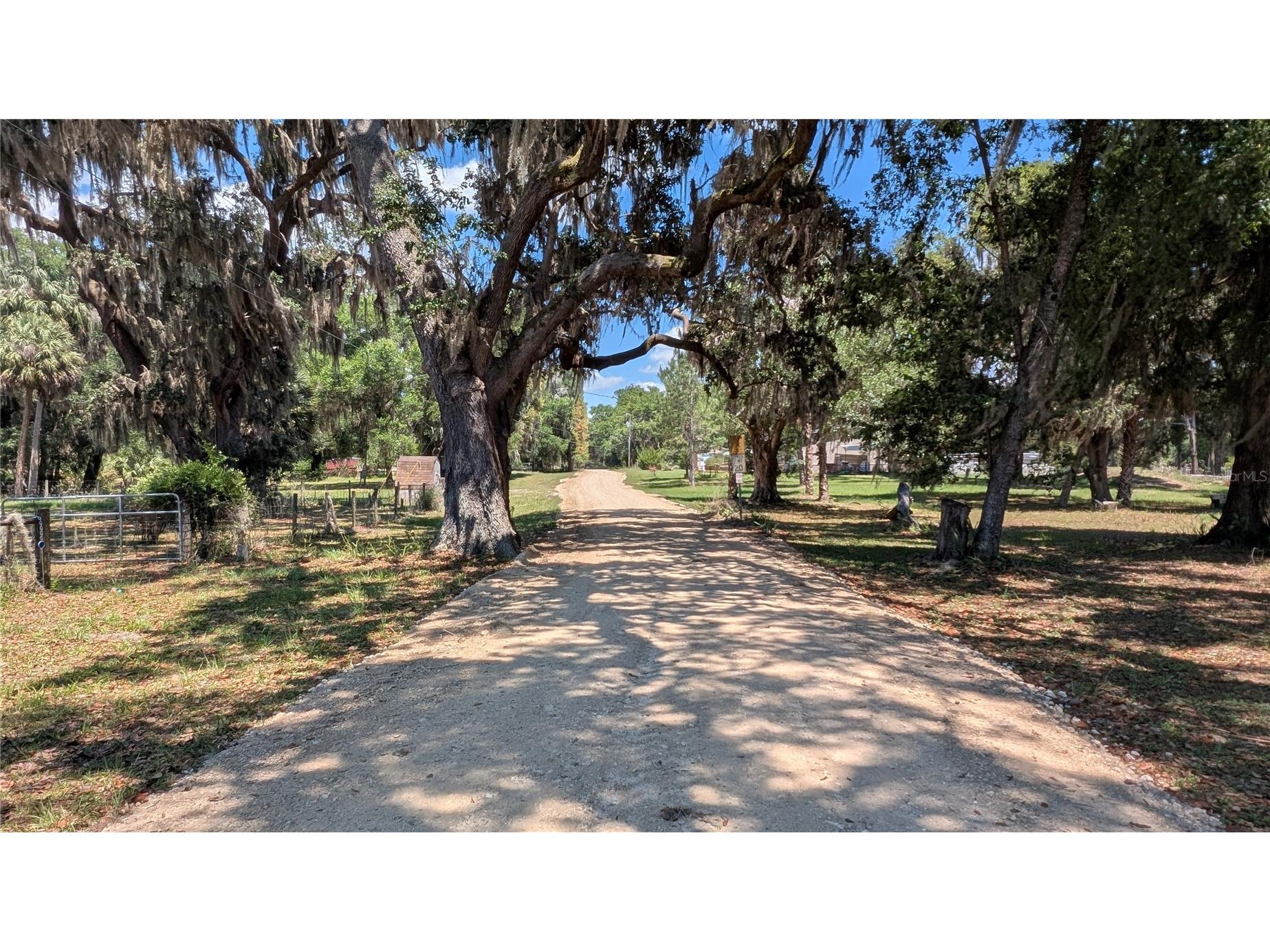 11291 SE 202nd Lane Inglis FL 34449 TB8508389 image44