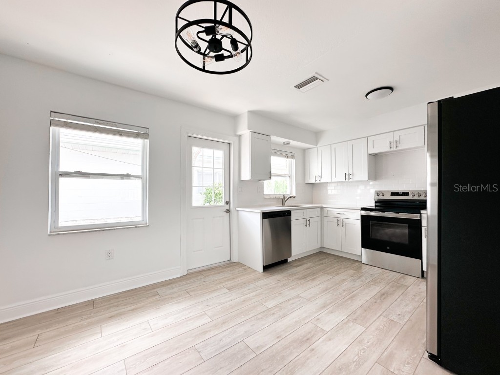 11295 1st Street E Treasure Island FL 33706 TB8432743 image37