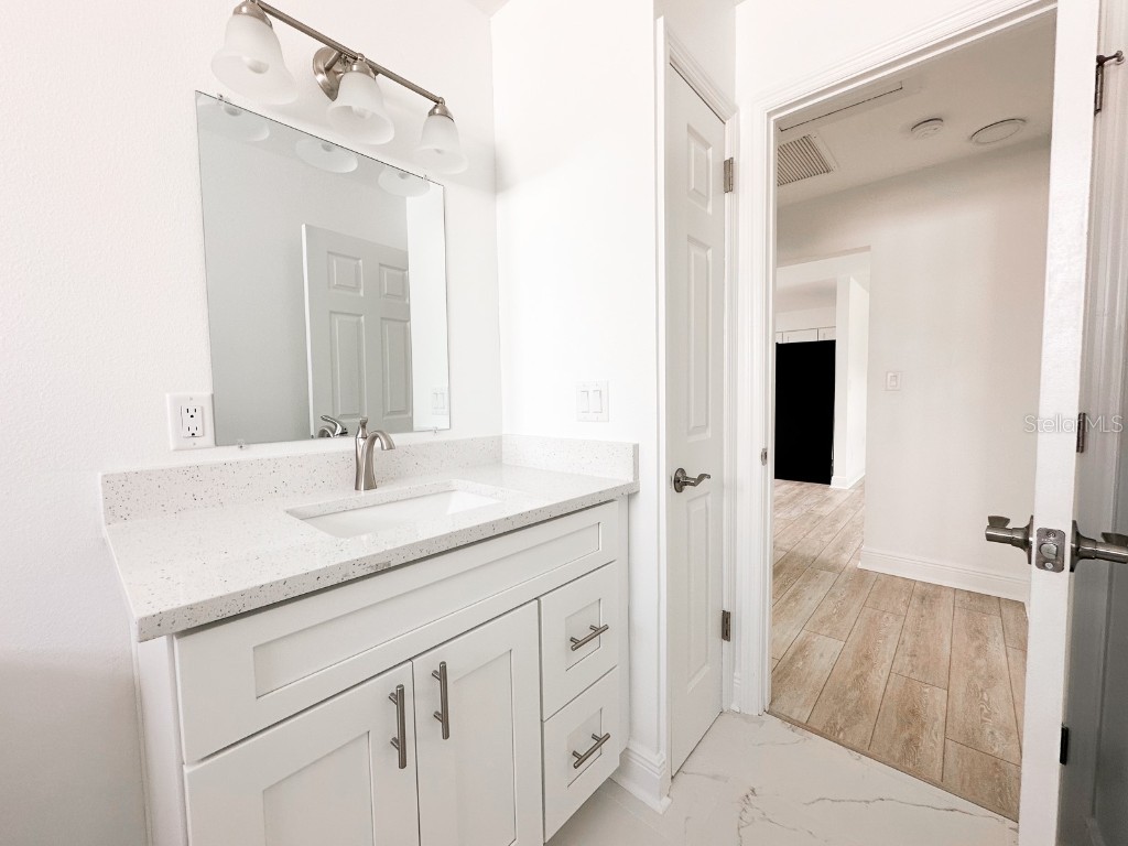 11295 1st Street E Treasure Island FL 33706 TB8432743 image49