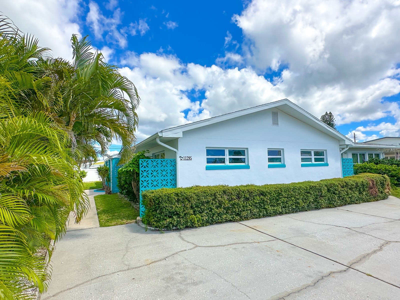 11295 1st Street E Treasure Island FL 33706 TB8499441 image2
