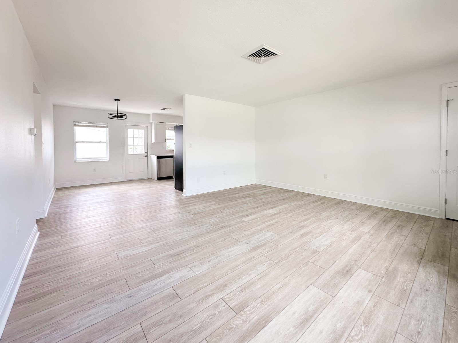 11295 1st Street E Treasure Island FL 33706 TB8499441 image29