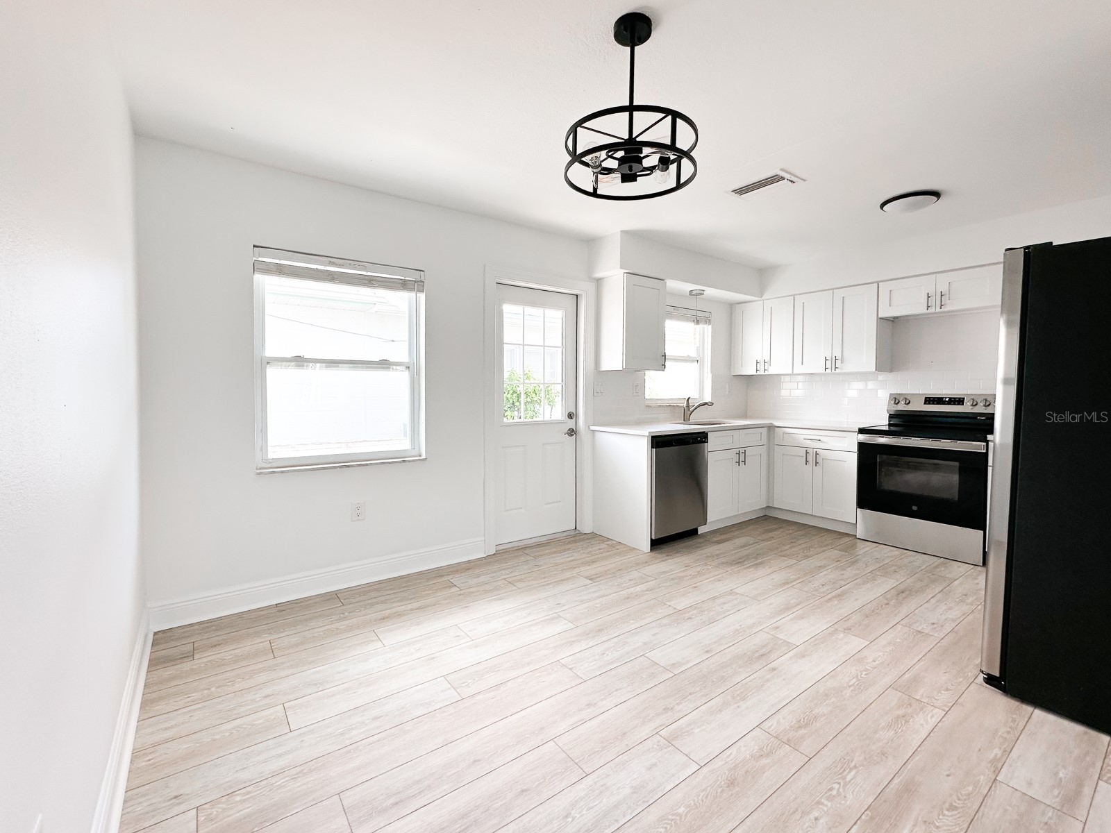11295 1st Street E Treasure Island FL 33706 TB8499441 image31