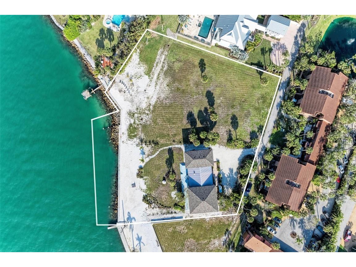 113 & 125 Big Pass Lane Sarasota FL 34242 A4643292 image3