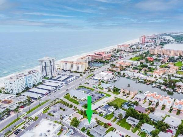 113 174th Avenue E Redington Shores FL 33708 TB8501980 image1