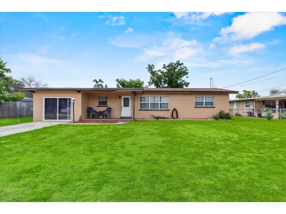 113 4th Street Winter Haven FL 33880 P4935846 image1