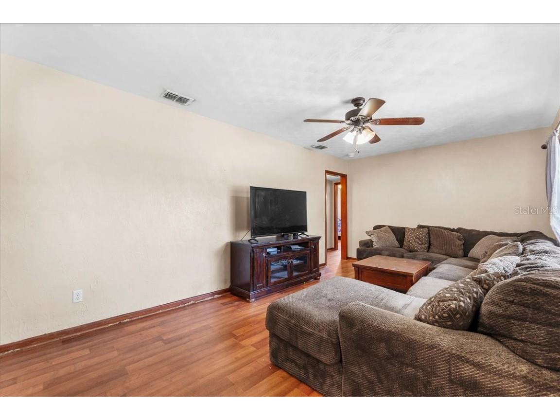 113 4th Street Winter Haven FL 33880 P4935846 image9