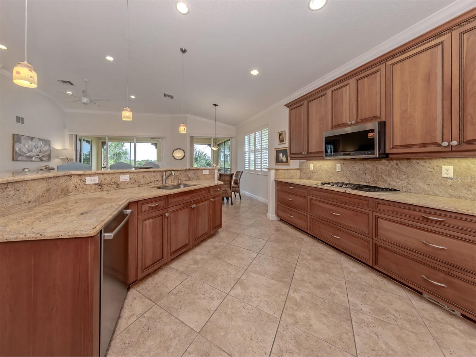113 Bella Vista Terrace #4D Nokomis FL 34275 N6144580 image15