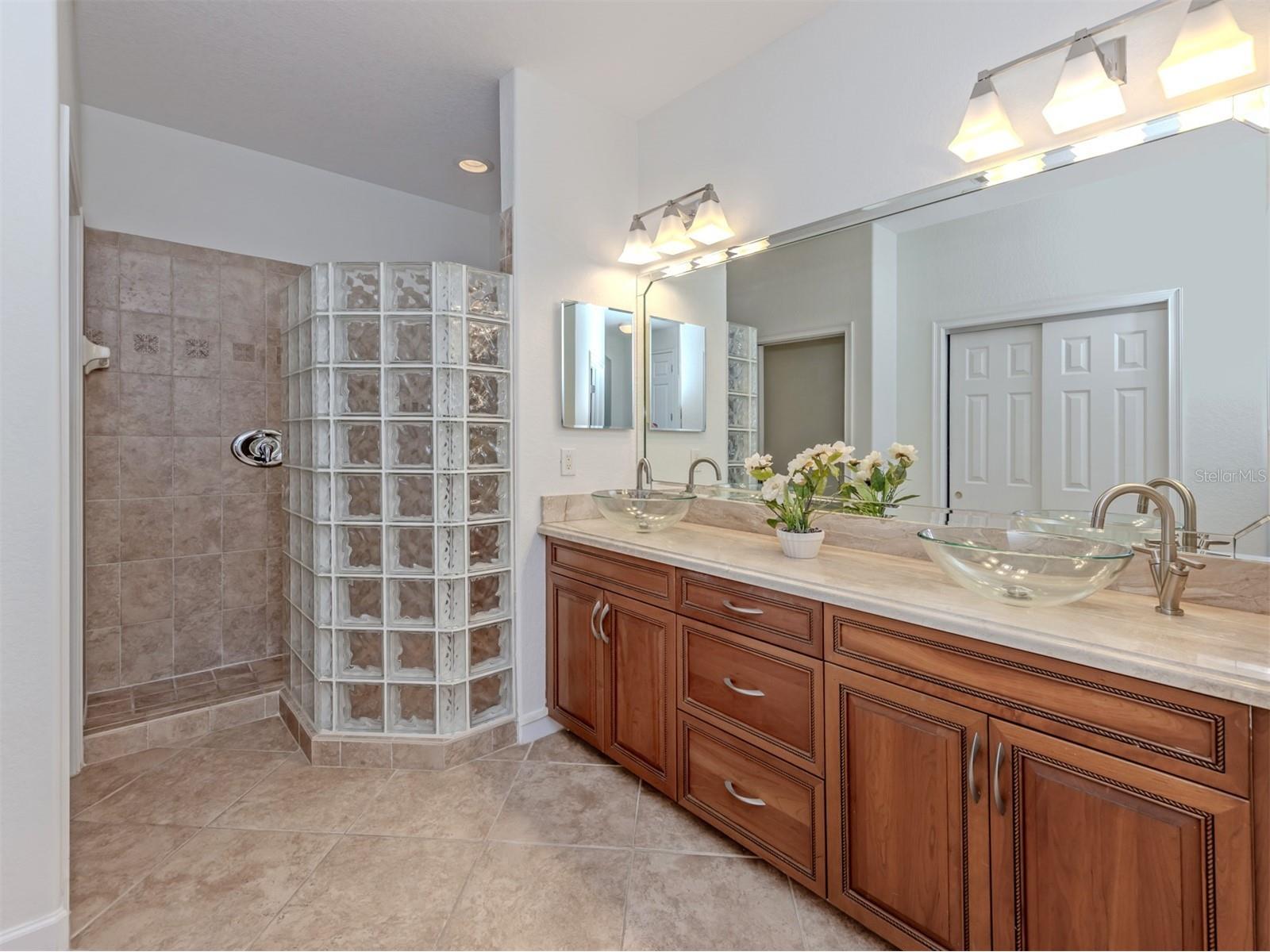 113 Bella Vista Terrace #4D Nokomis FL 34275 N6144580 image19