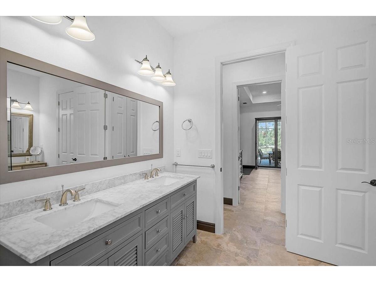 113 Burney Road Osprey FL 34229 A4690672 image22