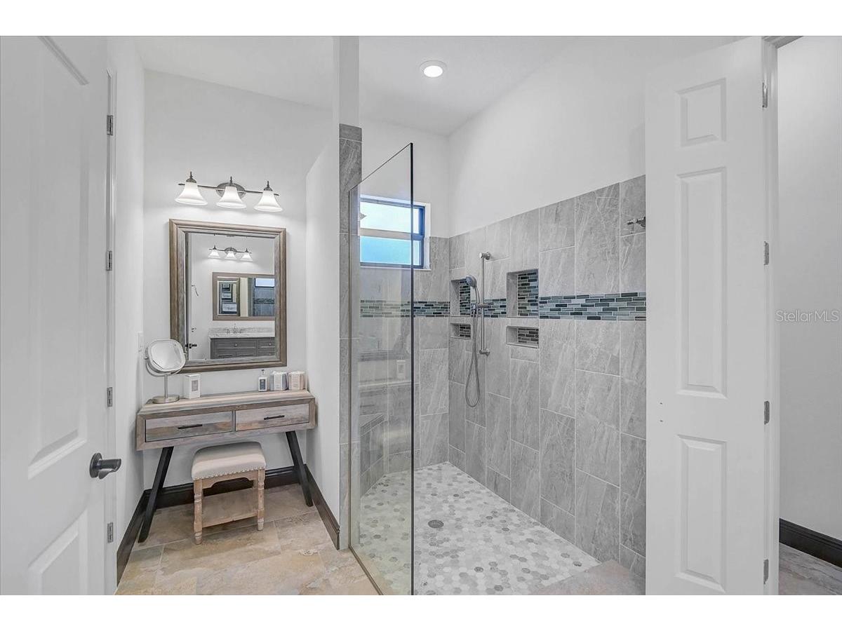 113 Burney Road Osprey FL 34229 A4690672 image23