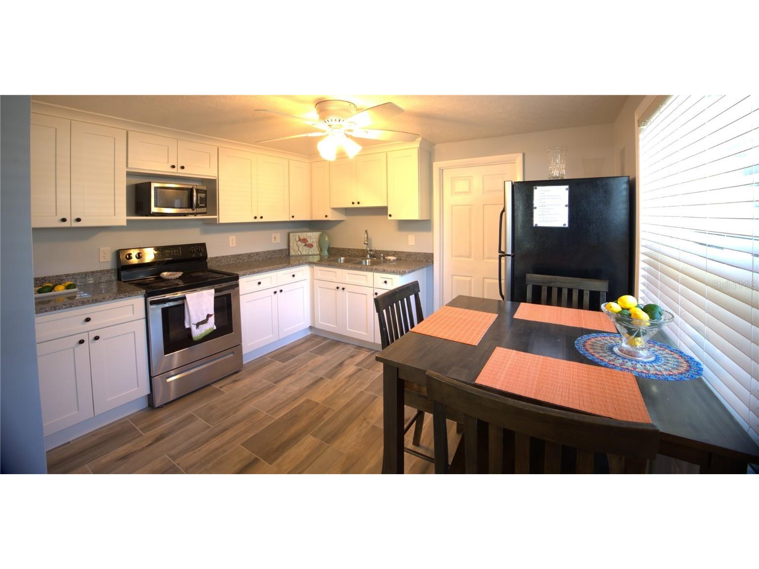 113 Colonia Lane W Nokomis FL 34275 A4665224 image23