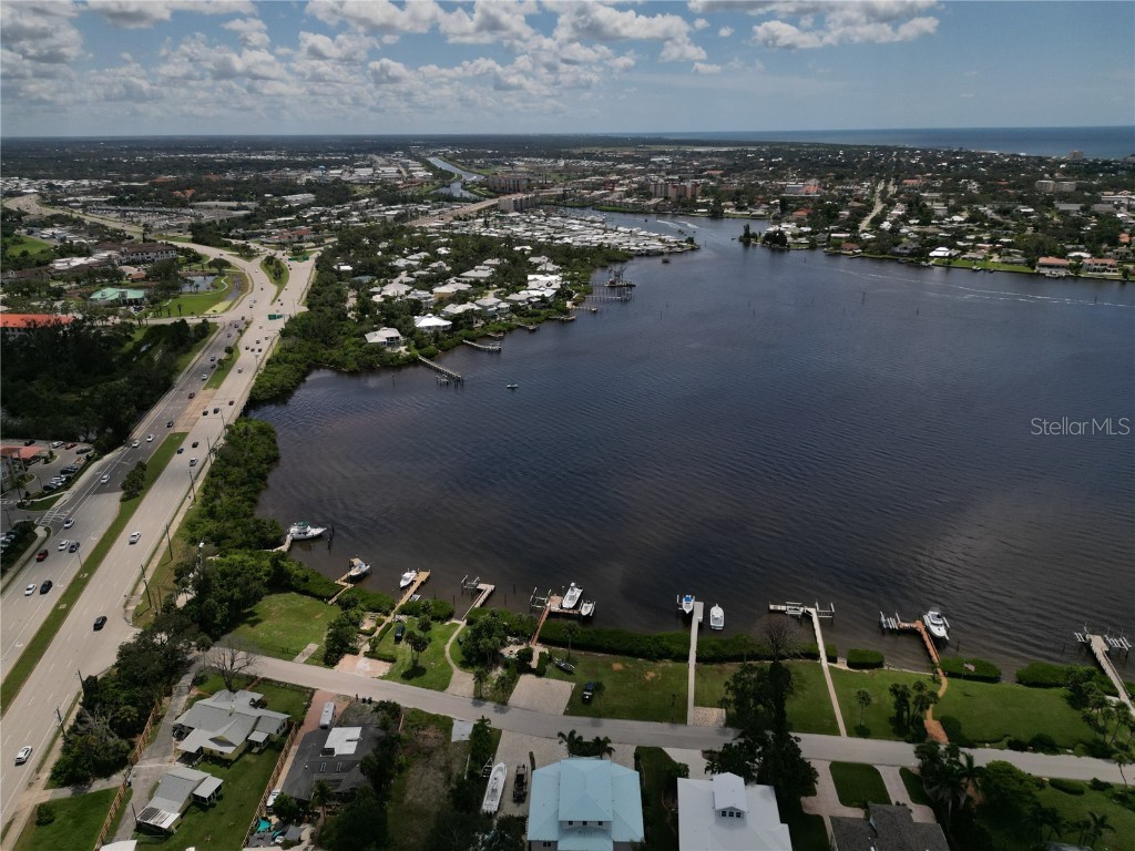 113 Colonia Lane W Nokomis FL 34275 A4665224 image32