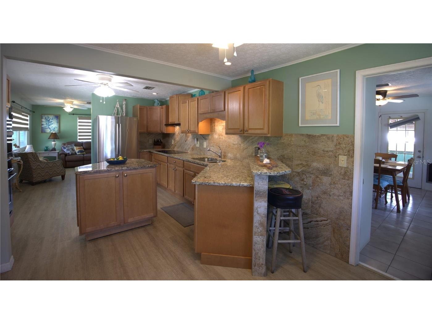 113 Colonia Lane W Nokomis FL 34275 A4665224 image4